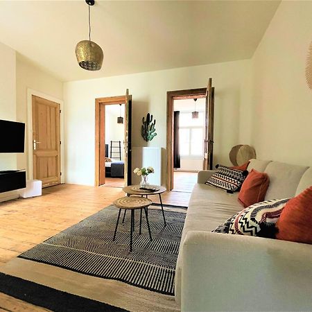 Boho Apartments - 2 Bedrooms แอนต์เวิร์ป ภายนอก รูปภาพ